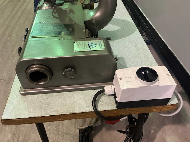 Fav av-2 schalmmachine / skiving machine - afbeelding 9 van  18