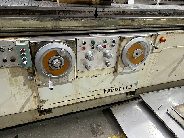 Favretto - tc-300 - vlakslijpmachine - afbeelding 10 van  11