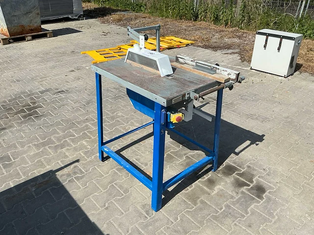 Fbm 85l tafelcirkelzaagmachine - afbeelding 1 van  6