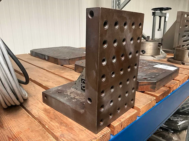 F.b.s. hoek opspantafel - afbeelding 1 van  5