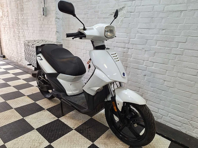 Fd motors citystar 25 km elektrische snorscooter - afbeelding 7 van  8