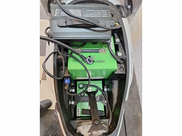 Fd motors citystar 25 km elektrische snorscooter - afbeelding 8 van  8