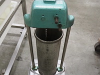 F.dick - afbeelding 3 van  5