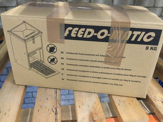 Feed-o-matic - af08f - voerapparaat met voetplaat 8 kilo. - afbeelding 3 van  4