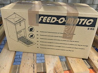 Feed-o-matic - af08f - voerapparaat met voetplaat 8 kilo. - afbeelding 3 van  4