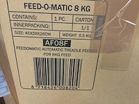 Feed-o-matic - af08f - voerapparaat met voetplaat 8 kilo. - afbeelding 4 van  4