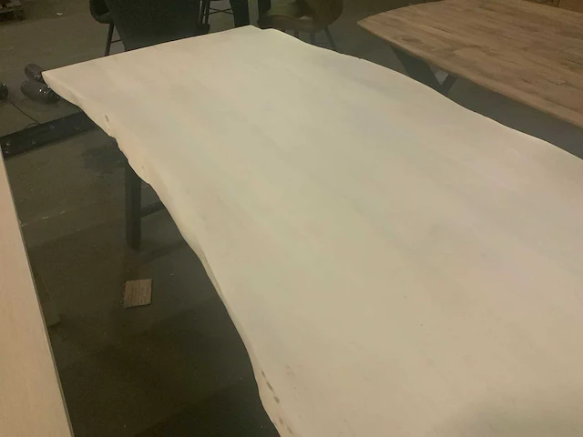 Feelgood acacia white live edge eetkamertafel - afbeelding 4 van  6