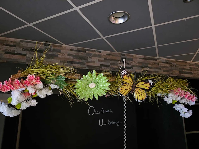 Feest decoratiemateriaal - afbeelding 2 van  4