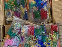 Feestkroontjes per 6 verpakt, 144 x 6 stuks - afbeelding 2 van  3