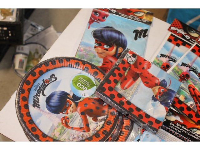 Feestset miraculous set 1 - afbeelding 3 van  7