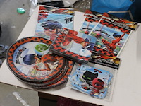 Feestset miraculous set 1 - afbeelding 1 van  7