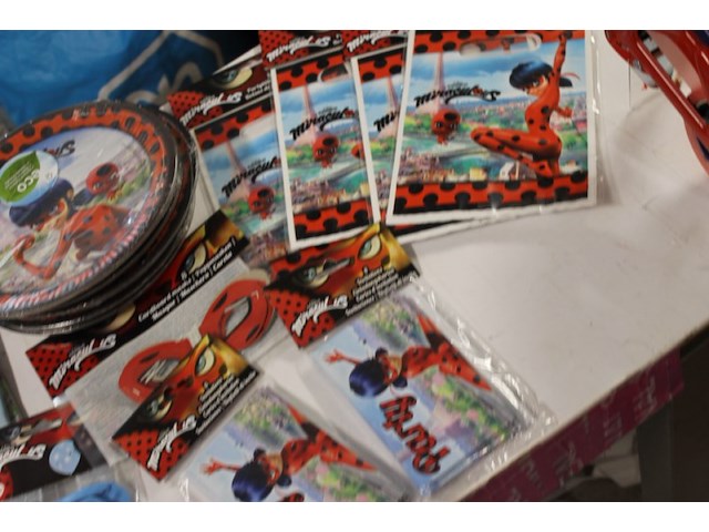 Feestset miraculous set 2 - afbeelding 4 van  7