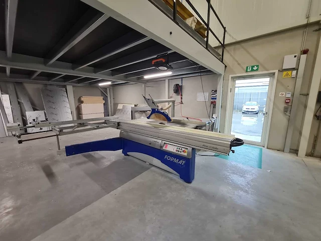 Felder - format 4 kappa x-motion - formaatcirkelzaagmachine - 2002 - afbeelding 1 van  25