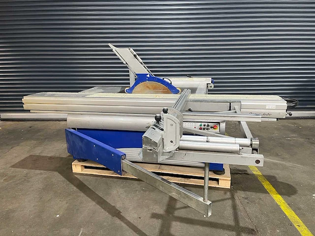 Felder - format 4 kappa x-motion - formaatcirkelzaagmachine - 2002 - afbeelding 12 van  25