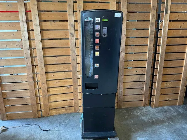 Felix 8's - q606038da - vending machine - afbeelding 1 van  10