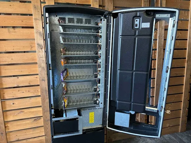 Felix 8's - q606038da - vending machine - afbeelding 8 van  10