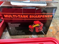 Felsset, cdi tester, slijpmachine en oliekannen - afbeelding 2 van  7