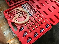 Felsset, cdi tester, slijpmachine en oliekannen - afbeelding 4 van  7