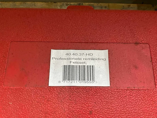 Felsset, cdi tester, slijpmachine en oliekannen - afbeelding 7 van  7