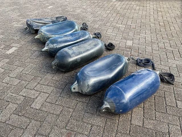 Fender (6x) - afbeelding 1 van  8