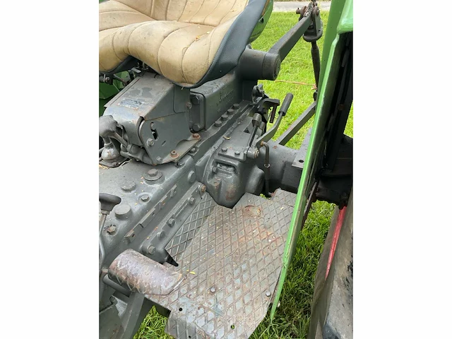 Fendt - 1968 - 3sa - vierwielaangedreven landbouwtractor - afbeelding 22 van  43