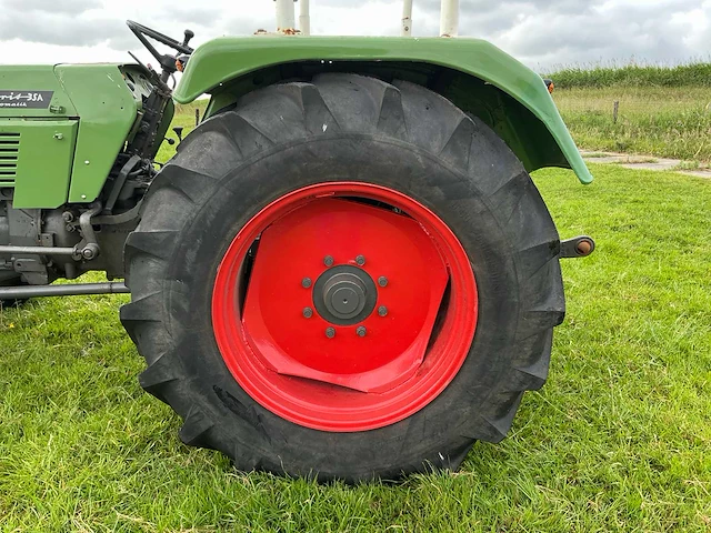 Fendt - 1968 - 3sa - vierwielaangedreven landbouwtractor - afbeelding 43 van  43