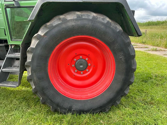 Fendt - 1992 - farmer 311 lsa - vierwielaangedreven landbouwtractor - afbeelding 2 van  67