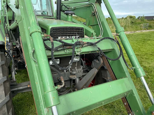 Fendt - 1992 - farmer 311 lsa - vierwielaangedreven landbouwtractor - afbeelding 14 van  67