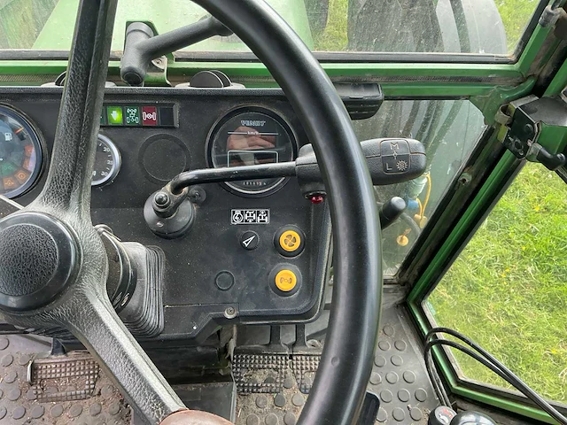 Fendt - 1992 - farmer 311 lsa - vierwielaangedreven landbouwtractor - afbeelding 49 van  67