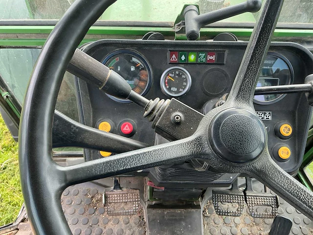 Fendt - 1992 - farmer 311 lsa - vierwielaangedreven landbouwtractor - afbeelding 50 van  67