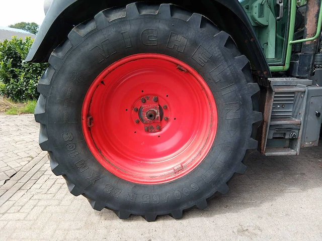Fendt - 2000 - 410 vario - vierwielaangedreven landbouwtractor - afbeelding 4 van  21