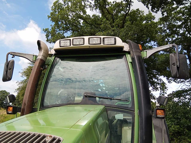Fendt - 2000 - 410 vario - vierwielaangedreven landbouwtractor - afbeelding 17 van  21