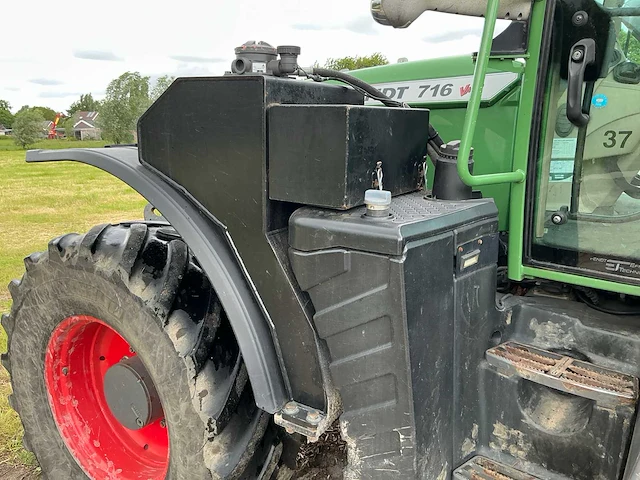 Fendt - 2015 - 716 vario - 4x4 landbouwtractor met herder frame - afbeelding 4 van  63
