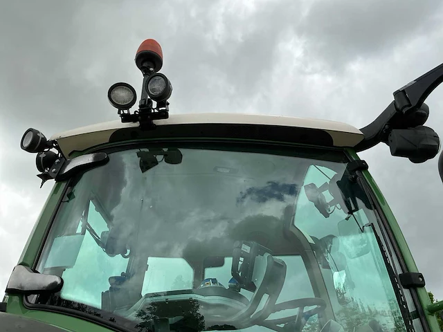 Fendt - 2015 - 716 vario - 4x4 landbouwtractor met herder frame - afbeelding 18 van  63