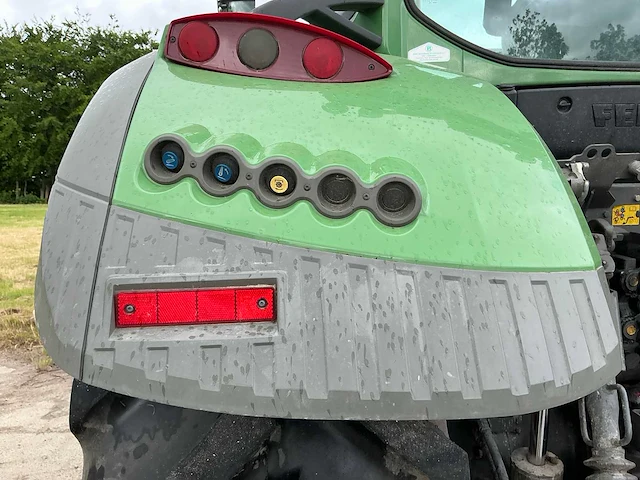 Fendt - 2015 - 716 vario - 4x4 landbouwtractor met herder frame - afbeelding 29 van  63