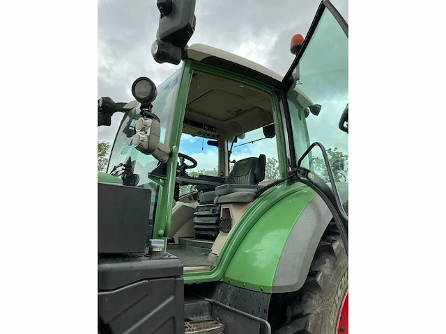 Fendt - 2015 - 716 vario - 4x4 landbouwtractor met herder frame - afbeelding 30 van  63