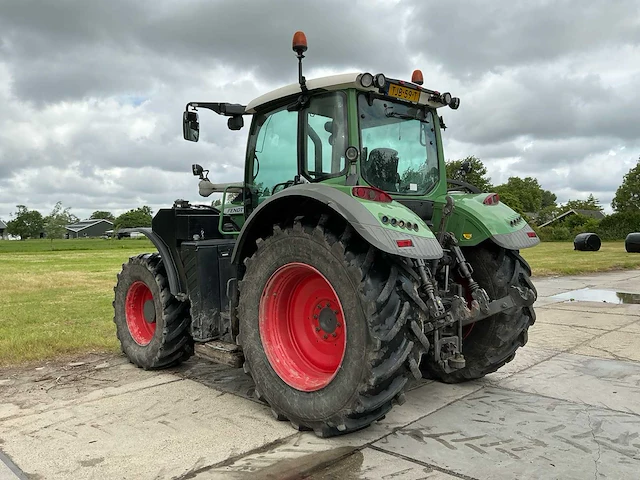 Fendt - 2015 - 716 vario - 4x4 landbouwtractor met herder frame - afbeelding 58 van  63