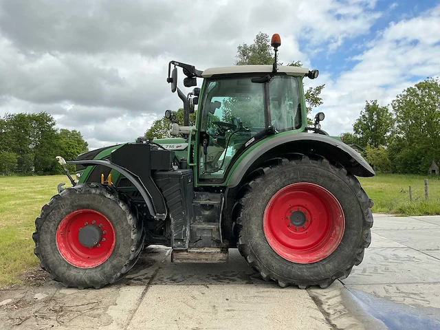 Fendt - 2015 - 716 vario - 4x4 landbouwtractor met herder frame - afbeelding 59 van  63