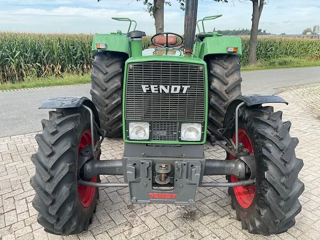 Fendt - farmer 106 s - oldtimer tractor - afbeelding 18 van  21