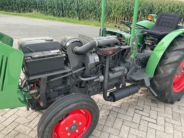 Fendt - farmer 203 v - oldtimer tractor “smalspoor” - afbeelding 14 van  25