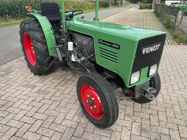Fendt - farmer 203 v - oldtimer tractor “smalspoor” - afbeelding 23 van  25
