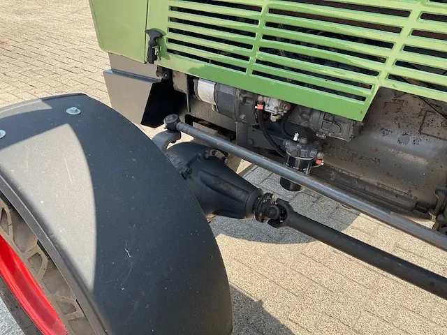 Fendt - favorit 3sa - oldtimer tractor - afbeelding 18 van  30