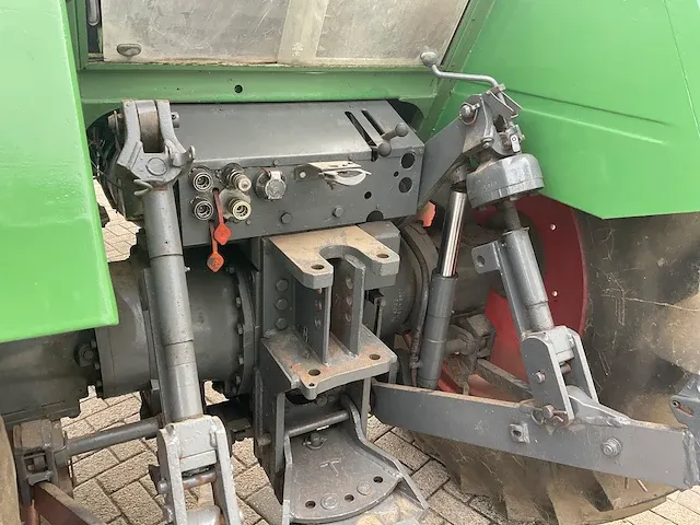 Fendt - favorit 600 ls - oldtimer tractor - afbeelding 10 van  31