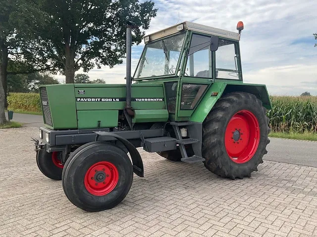 Fendt - favorit 600 ls - oldtimer tractor - afbeelding 1 van  31