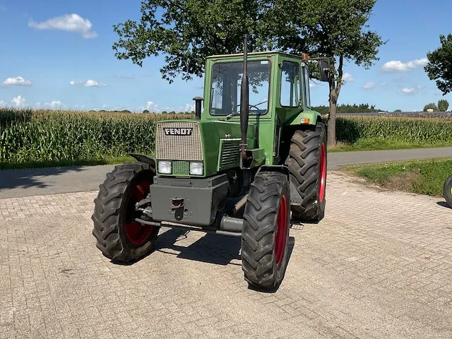 Fendt - favorit 610 s - oldtimer tractor - afbeelding 23 van  29