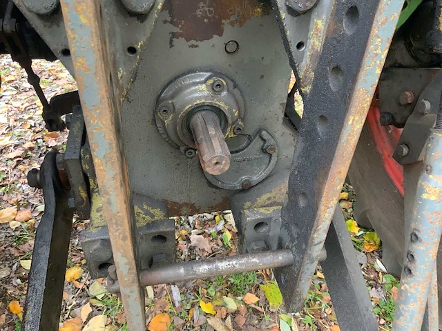 Fendt 135s farmer 102s turbomatik tweewielaangedreven landbouwtractor - afbeelding 10 van  28