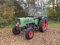 Fendt 135s farmer 102s turbomatik tweewielaangedreven landbouwtractor - afbeelding 1 van  28