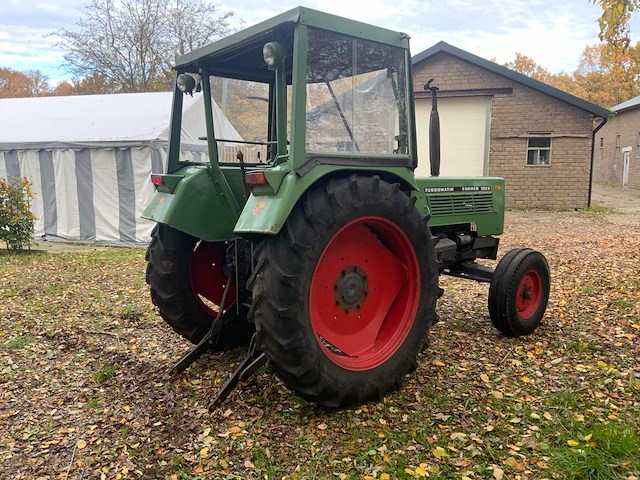 Fendt 135s farmer 102s turbomatik tweewielaangedreven landbouwtractor - afbeelding 24 van  28