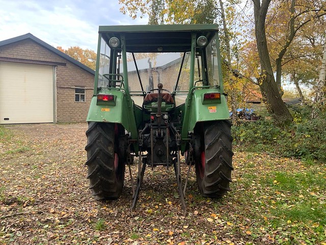 Fendt 135s farmer 102s turbomatik tweewielaangedreven landbouwtractor - afbeelding 25 van  28