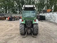 Fendt 208 vierwielaangedreven landbouwtractor - afbeelding 33 van  38